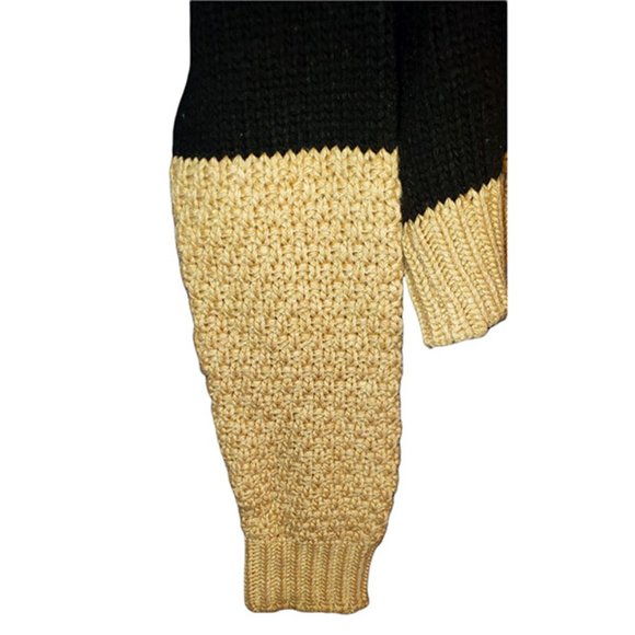 Crop Top Long Sleeve Knit Sweater New Without Tags Or Brand Tag - Picture 6 of 10